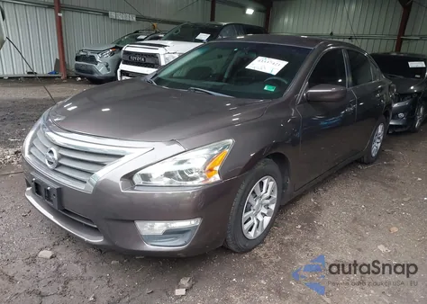 2015 Nissan Altima 2.5/2.5 S/2.5 Sl/2.5 Sv from USA, damaged, VIN 1N4AL3AP0FC285692